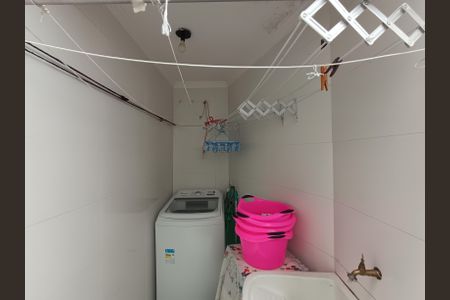 Casa à venda com 140m², 3 quartos e 2 vagasÁrea de Serviço