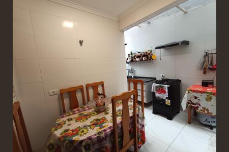 Casa à venda com 140m², 3 quartos e 2 vagasSala de jantar