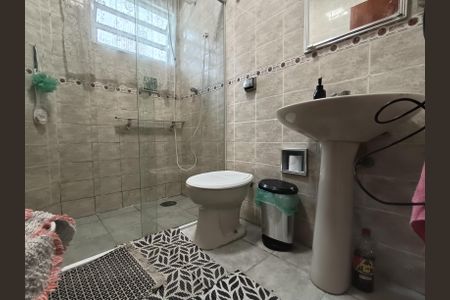 Casa à venda com 140m², 3 quartos e 2 vagasBanheiro Suite