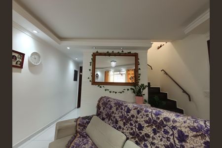 Casa à venda com 140m², 3 quartos e 2 vagasSala