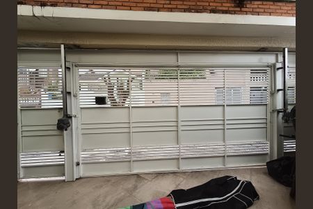Casa à venda com 140m², 3 quartos e 2 vagasGaragem