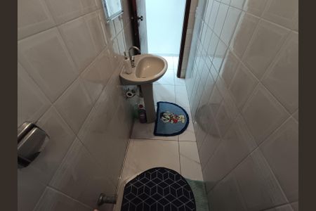 Casa à venda com 140m², 3 quartos e 2 vagasLavabo