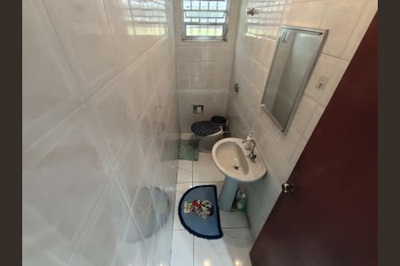 Casa à venda com 140m², 3 quartos e 2 vagasLavabo