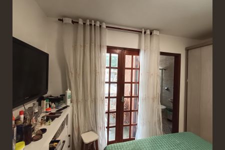 Casa à venda com 140m², 3 quartos e 2 vagasSuite