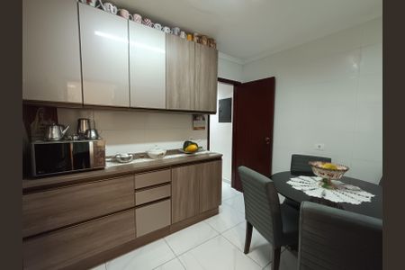 Casa à venda com 140m², 3 quartos e 2 vagasCozinha