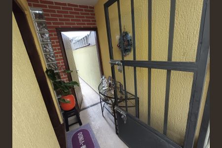 Casa à venda com 140m², 3 quartos e 2 vagasÁrea de circulação