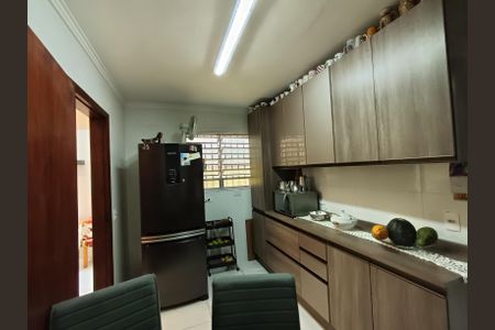 Casa à venda com 140m², 3 quartos e 2 vagasCozinha