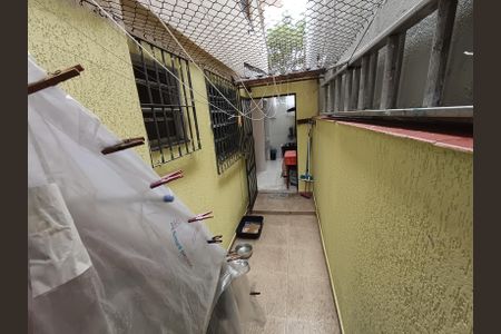 Casa à venda com 140m², 3 quartos e 2 vagasÁrea de circulação