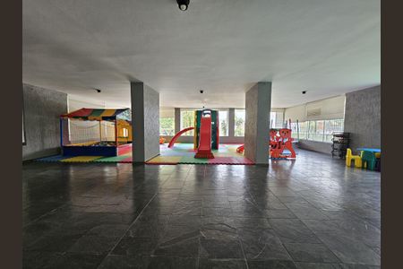 Apartamento à venda com 84m², 2 quartos e 1 vaga