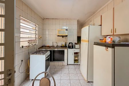 Casa à venda com 223m², 1 quarto e 2 vagas Casa à venda com 223m², 1 quarto e 2 vagasCozinha