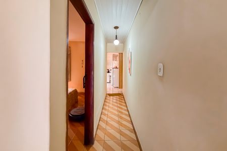 Casa à venda com 223m², 1 quarto e 2 vagas Casa à venda com 223m², 1 quarto e 2 vagasCorredor