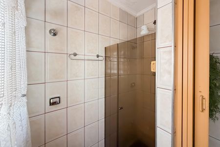 Casa à venda com 223m², 1 quarto e 2 vagas Casa à venda com 223m², 1 quarto e 2 vagasBanheiro