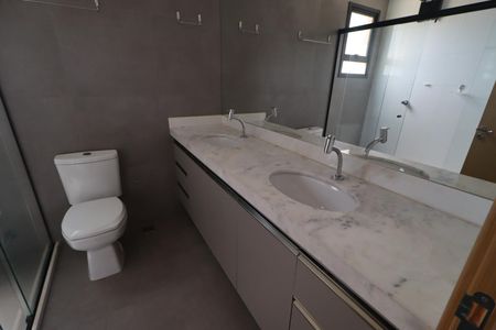 Apartamento para alugar com 126m², 3 quartos e 2 vagas Apartamento para alugar com 126m², 3 quartos e 2 vagasBanheiro da Suíte 3