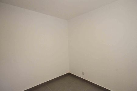 Quarto de apartamento para alugar com 1 quarto, 30m² em Vila Paulo Silas, São Paulo