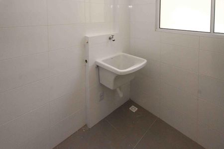 Apartamento para alugar com 41m², 2 quartos e sem vaga Apartamento para alugar com 41m², 2 quartos e sem vagaÁrea de Serviço