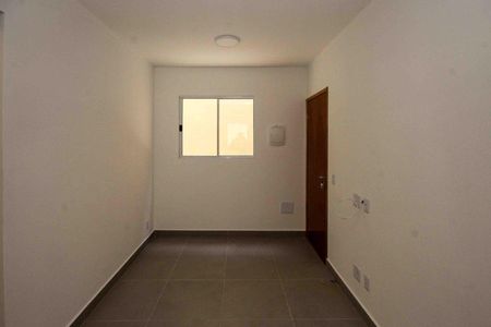Sala de apartamento para alugar com 2 quartos, 41m² em Vila Paulo Silas, São Paulo