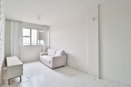 Apartamento para alugar com 76m², 3 quartos e 1 vagaSala