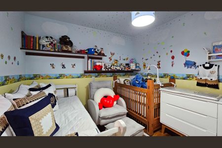 Casa à venda com 252m², 5 quartos e 6 vagas Casa à venda com 252m², 5 quartos e 6 vagasQuarto 3