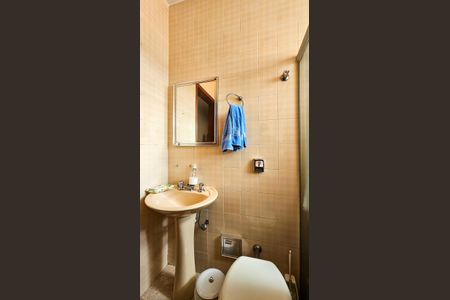 Casa à venda com 252m², 5 quartos e 6 vagas Casa à venda com 252m², 5 quartos e 6 vagasBanheiro 3