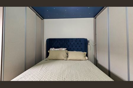 Casa à venda com 252m², 5 quartos e 6 vagas Casa à venda com 252m², 5 quartos e 6 vagasQuarto 1