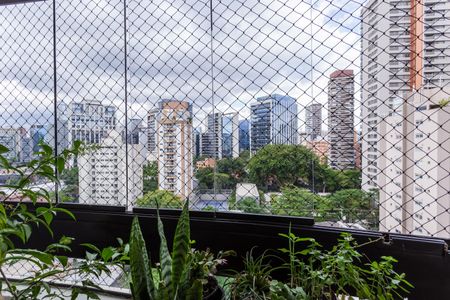 Apartamento para alugar com 81m², 3 quartos e 2 vagasVaranda