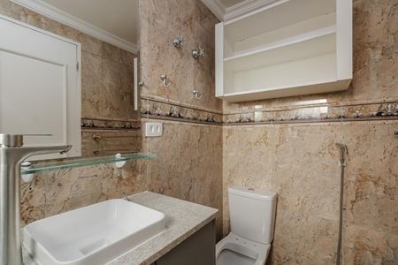 Banheiro da Suíte de apartamento para alugar com 3 quartos, 81m² em Vila Olímpia, São Paulo