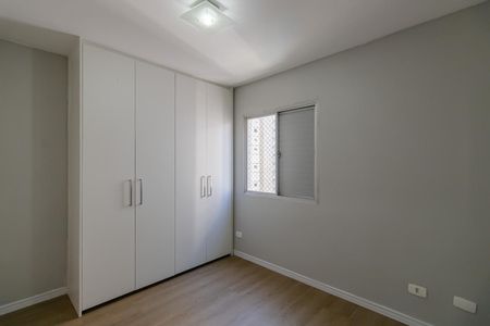 Suíte de apartamento para alugar com 3 quartos, 81m² em Vila Olímpia, São Paulo
