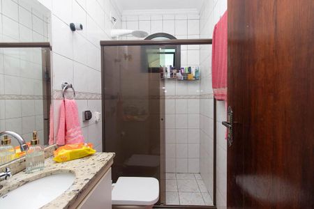 Casa à venda com 200m², 4 quartos e 5 vagasBanheiro da Suíte