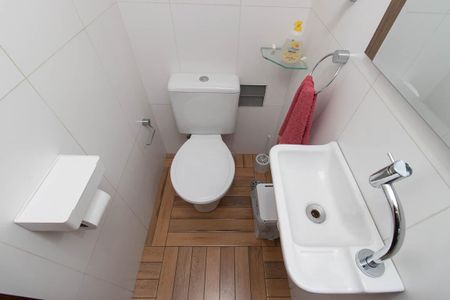 Casa à venda com 200m², 4 quartos e 5 vagasLavabo