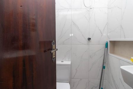 Casa à venda com 200m², 4 quartos e 5 vagasBanheiro de serviço