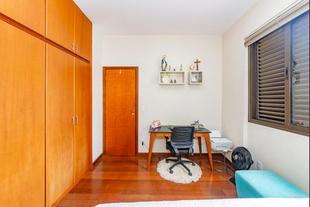 Apartamento à venda com 97m², 3 quartos e 2 vagasQuarto 3