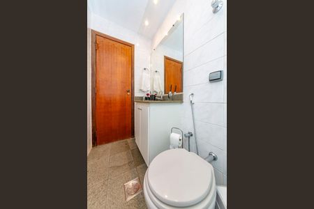 Apartamento à venda com 97m², 3 quartos e 2 vagasBanheiro Social