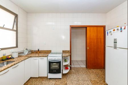 Apartamento à venda com 97m², 3 quartos e 2 vagasCozinha