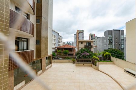 Apartamento à venda com 97m², 3 quartos e 2 vagasVaranda