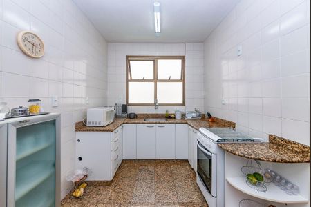 Apartamento à venda com 97m², 3 quartos e 2 vagasCozinha