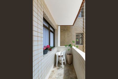 Apartamento à venda com 97m², 3 quartos e 2 vagasVaranda