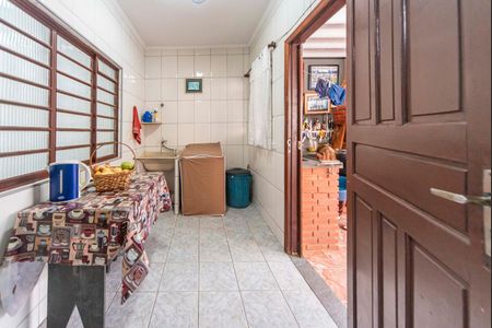 Casa à venda com 380m², 4 quartos e 6 vagasÁrea de Serviço