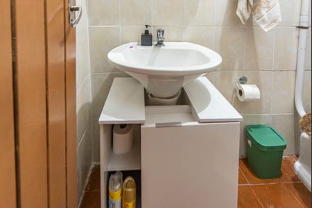 Casa à venda com 380m², 4 quartos e 6 vagasBanheiro da Casa 2