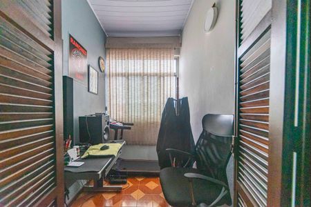 Casa à venda com 380m², 4 quartos e 6 vagasVaranda do Quarto 2