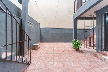 Casa à venda com 380m², 4 quartos e 6 vagasQuintal Fundos