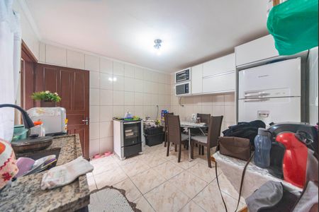 Casa à venda com 380m², 4 quartos e 6 vagasCozinha da casa 2