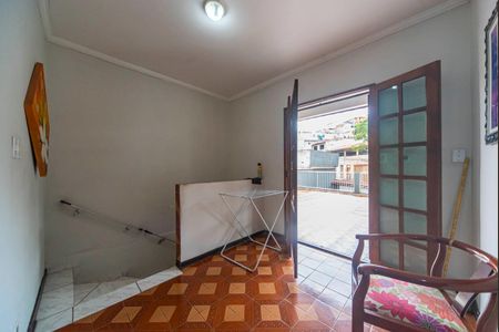 Casa à venda com 380m², 4 quartos e 6 vagasHall da Escada