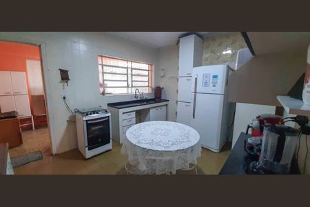 Casa para alugar com 142m², 4 quartos e 5 vagasCozinha