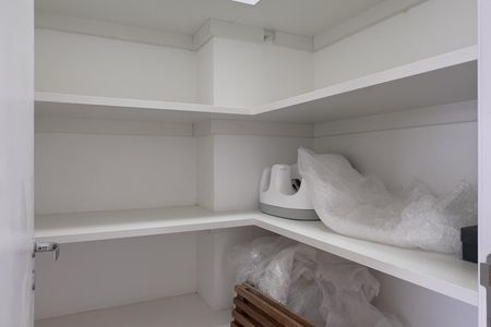 Apartamento à venda com 95m², 2 quartos e 2 vagasDespensa