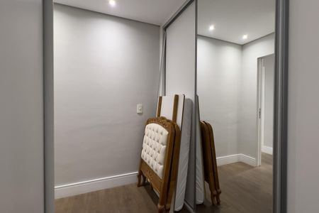 Apartamento à venda com 95m², 2 quartos e 2 vagasCloset da Suíte