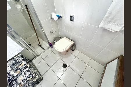 Casa à venda com 225m², 3 quartos e 4 vagasBanheiro