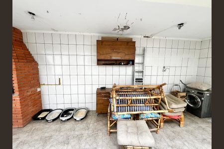 Casa à venda com 225m², 3 quartos e 4 vagasChurrasqueira
