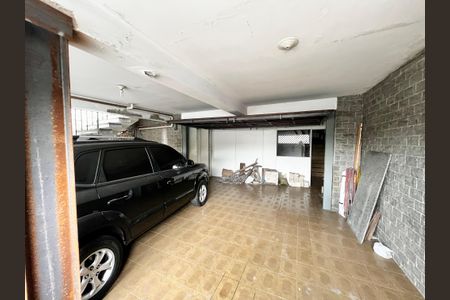 Casa à venda com 225m², 3 quartos e 4 vagasGaragem