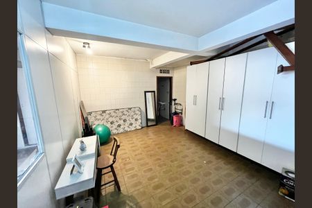 Casa à venda com 225m², 3 quartos e 4 vagasDespensa da Garagem