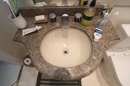 Apartamento para alugar com 224m², 4 quartos e 2 vagasBanheiro Suíte 1